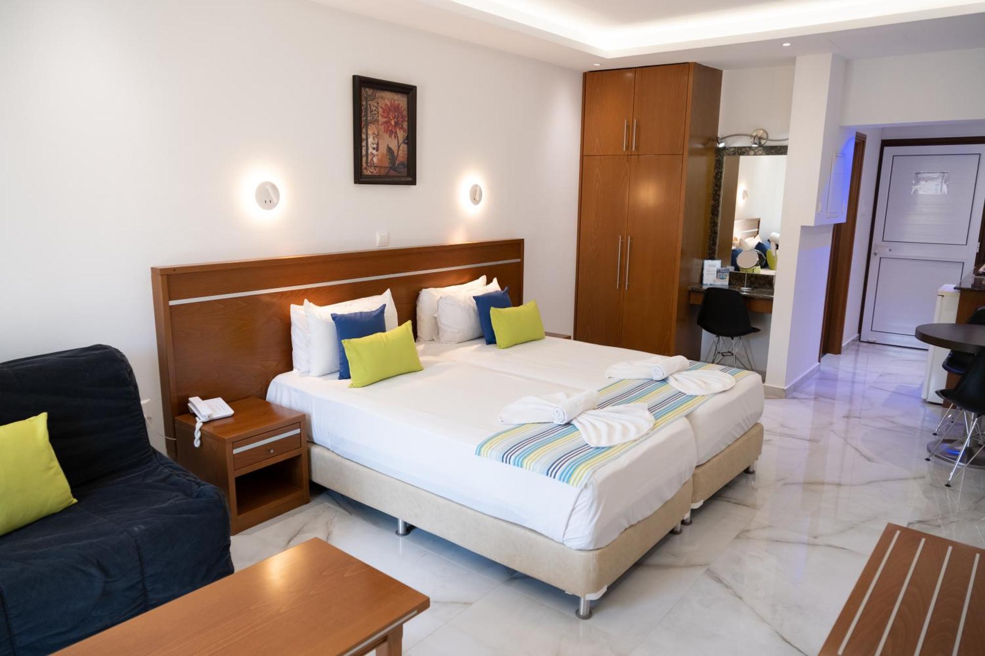 Loutsiana Deluxe Apts Aparthotel 3*