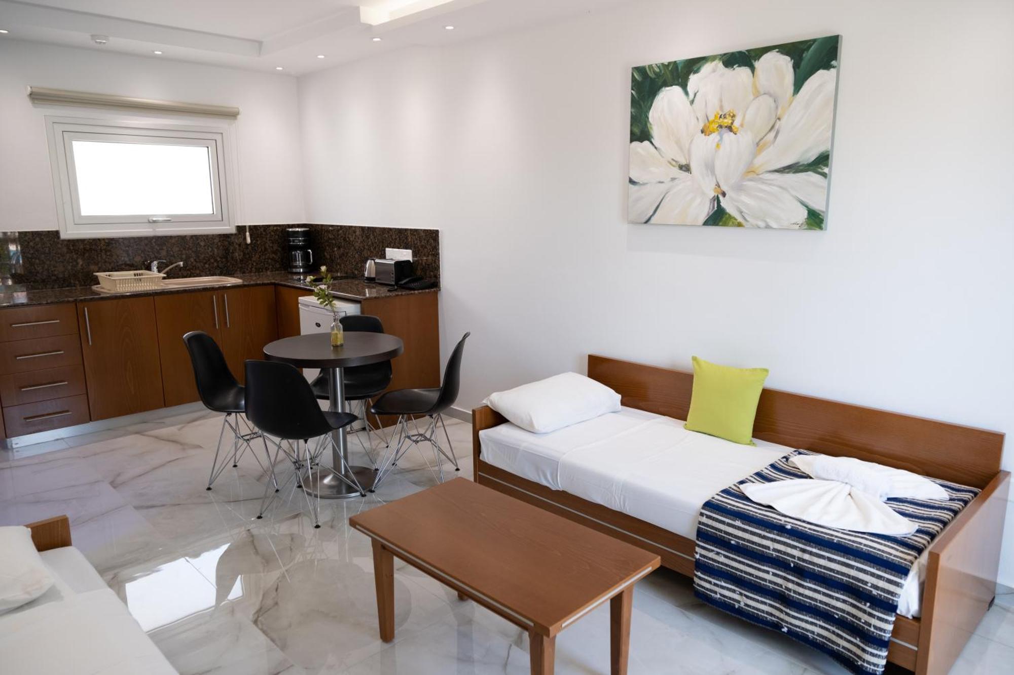 Loutsiana Deluxe Apts 3* Айя-Напа