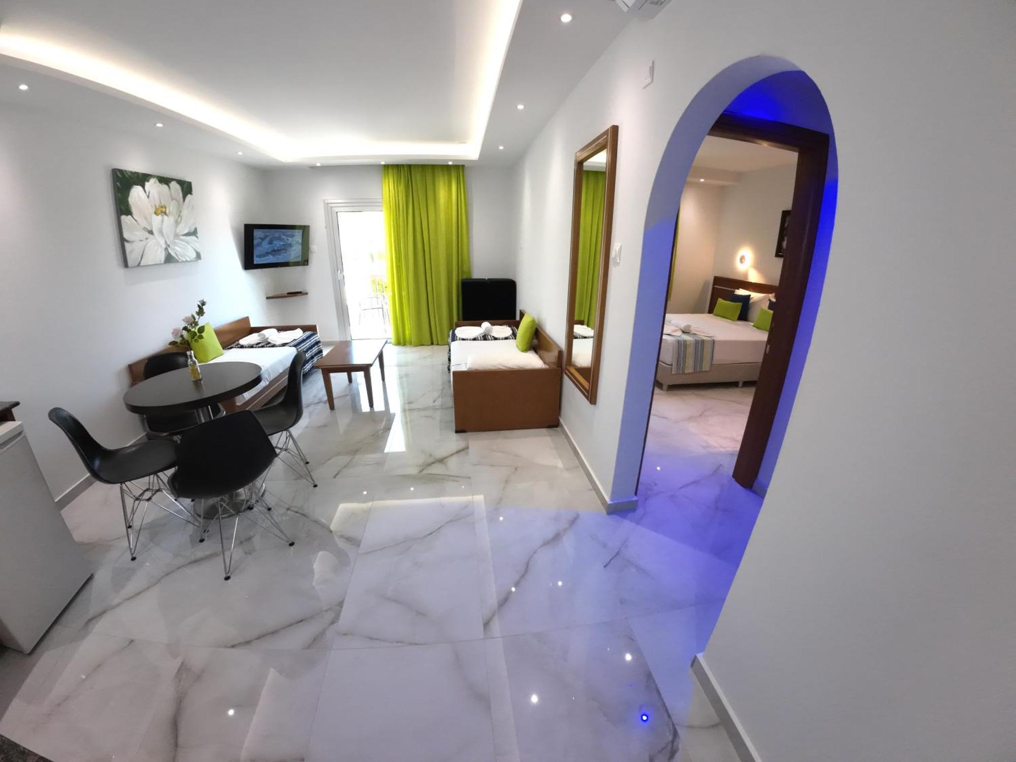 Loutsiana Deluxe Apts Aparthotel 3*