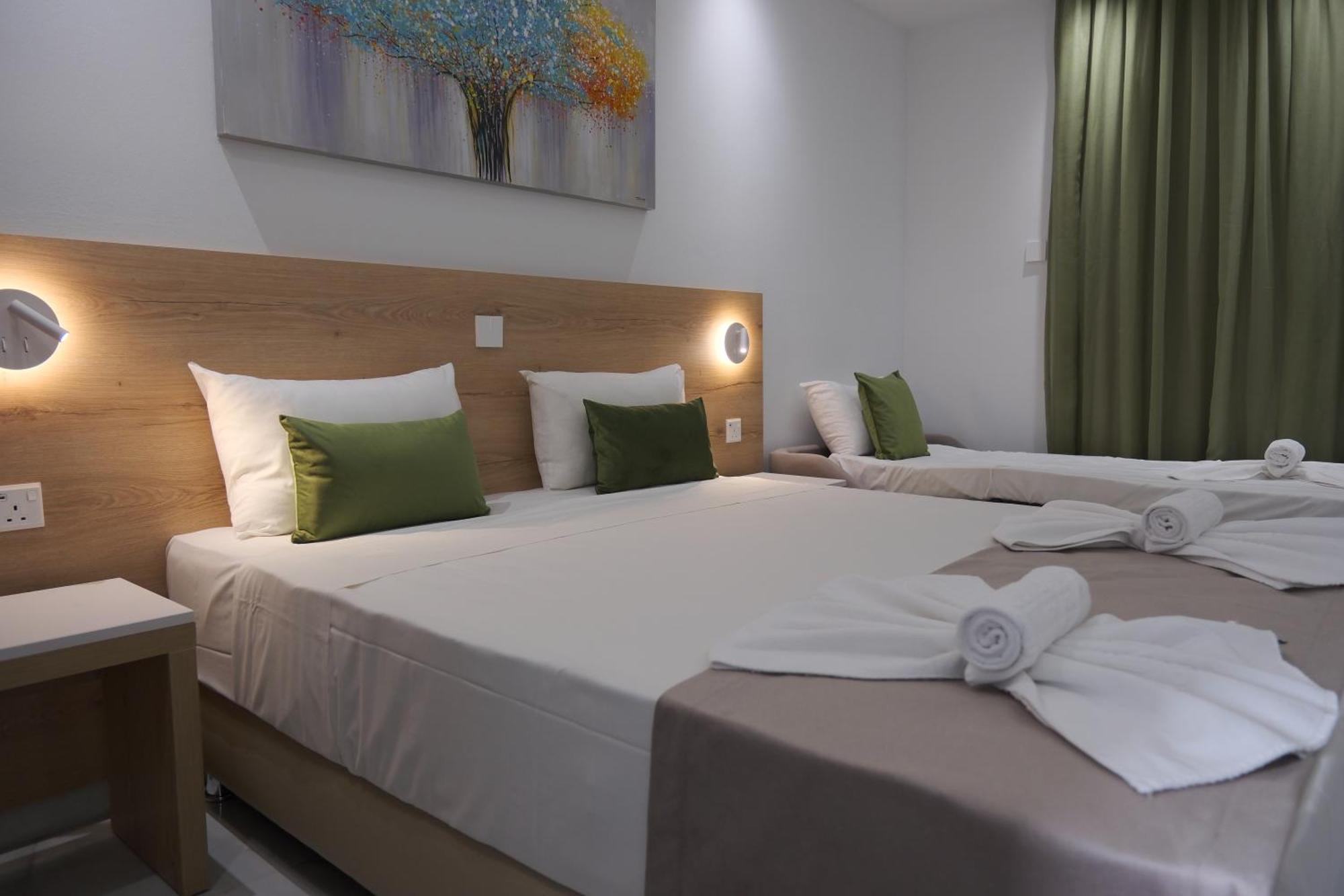 Loutsiana Deluxe Apts Apartmanhotel 3*